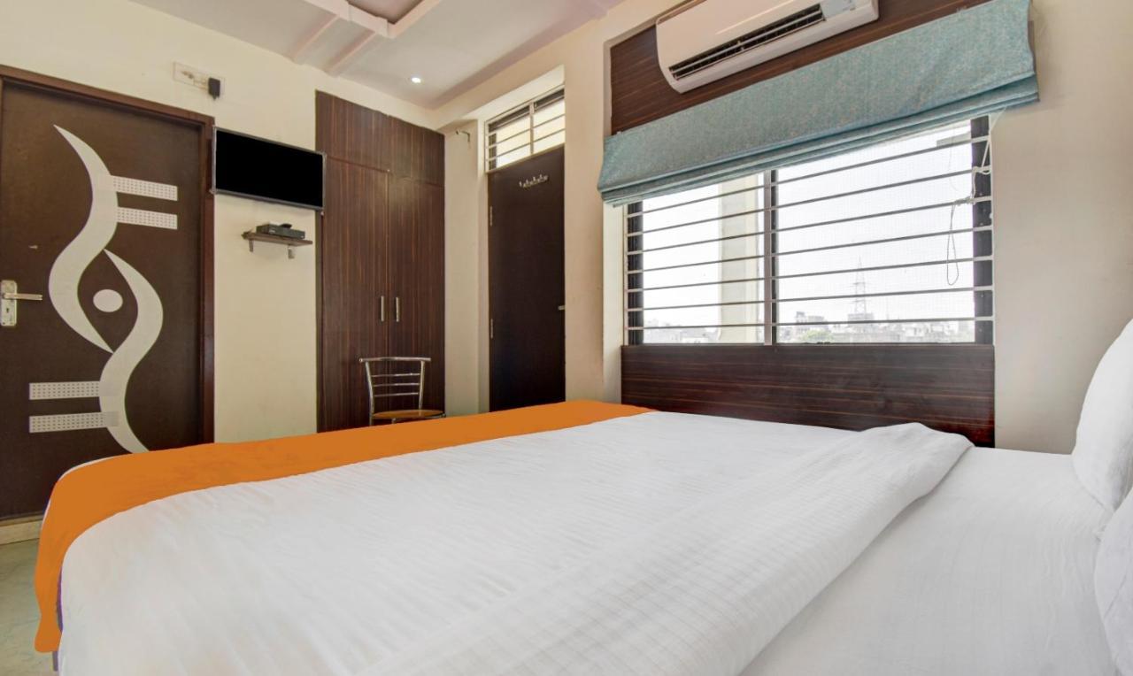 Hotel Radha Nikunj Residency Τζαϊπούρ Εξωτερικό φωτογραφία