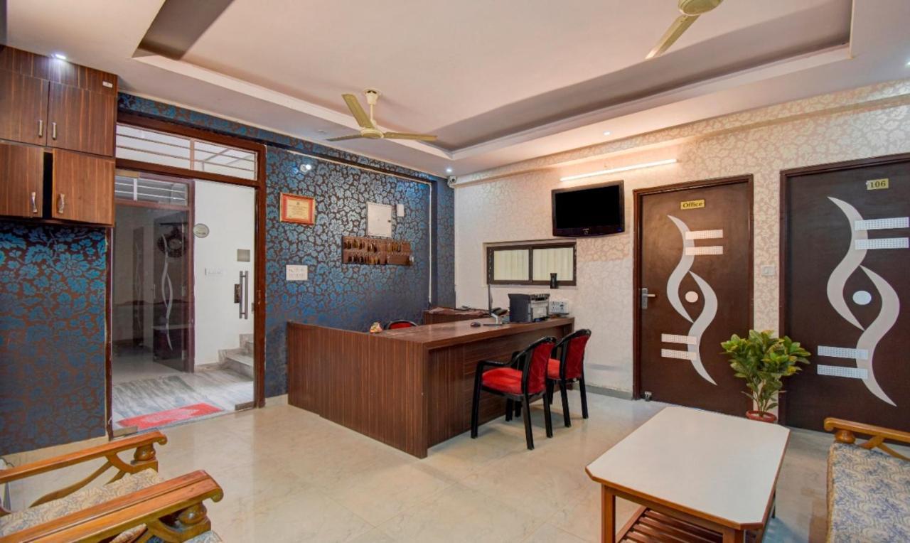 Hotel Radha Nikunj Residency Τζαϊπούρ Εξωτερικό φωτογραφία